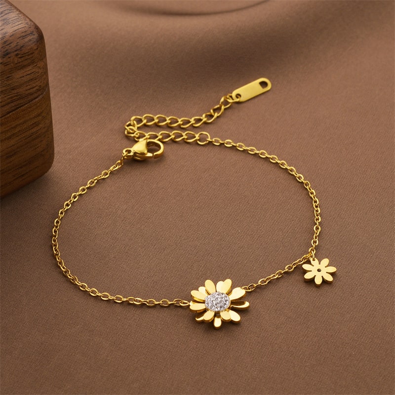 Daisy Baby Bracelet Giftaecologist