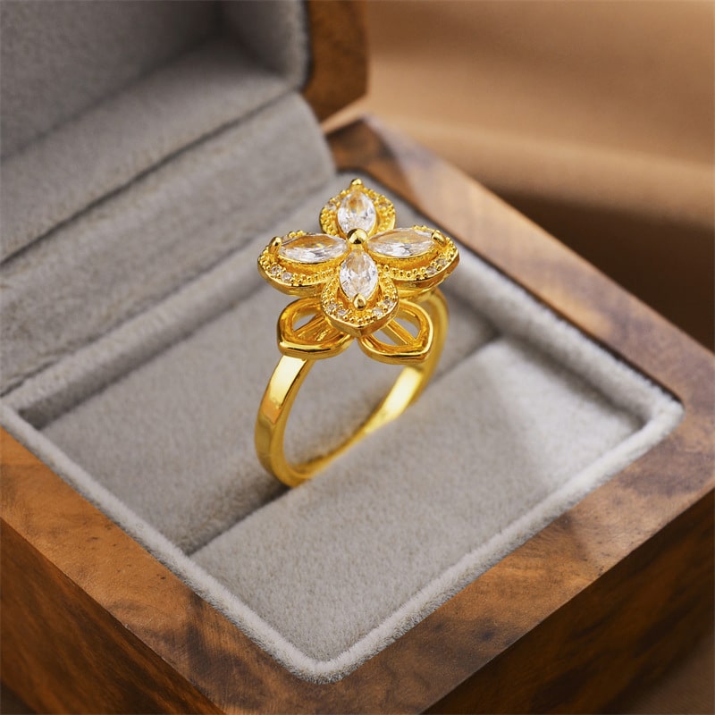 Flower Ring Giftaecologist