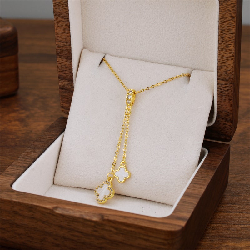 Dice Tail Necklace Giftaecologist