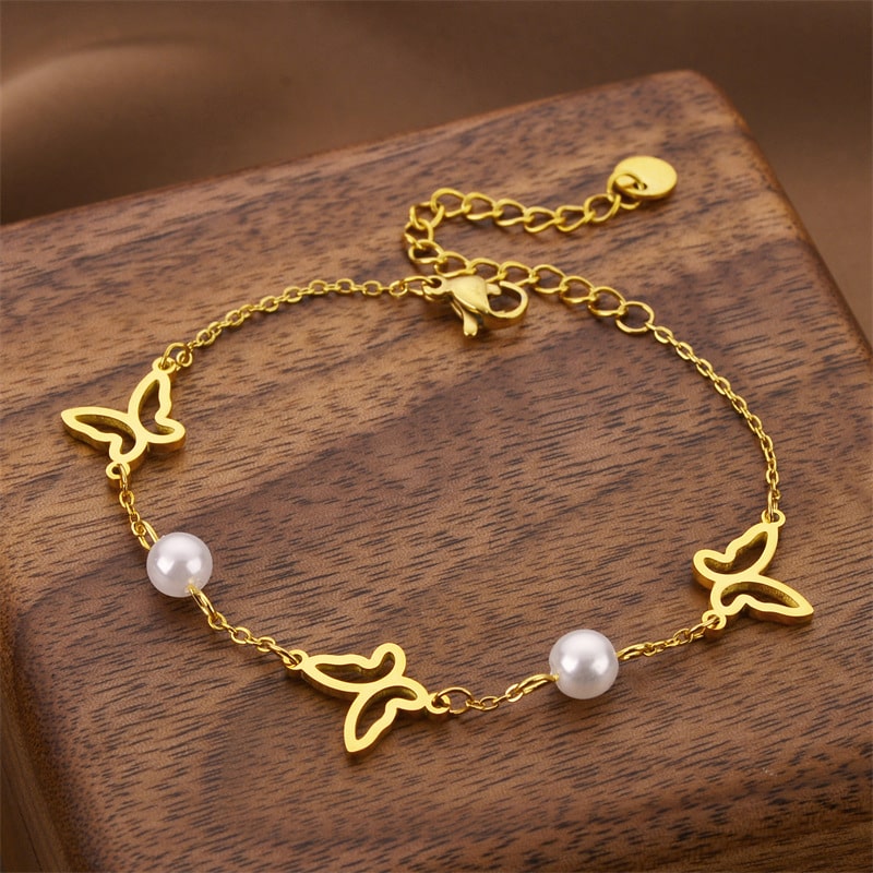 Family Butterfly 3 Bracelet Giftaecologist