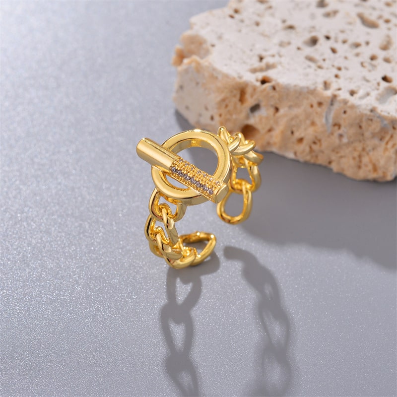 Shield Ring Giftaecologist