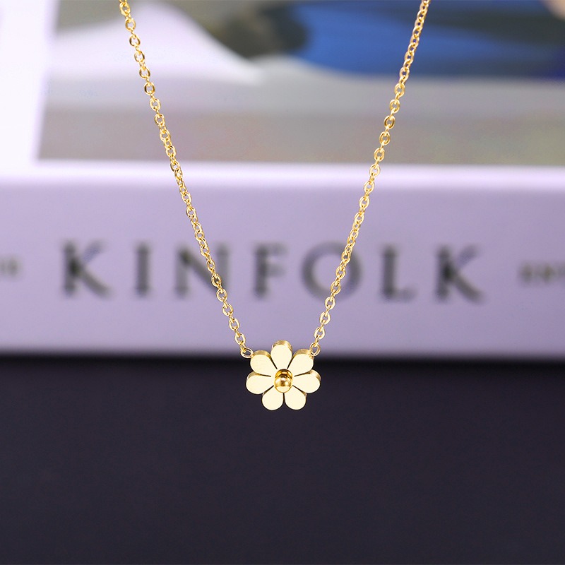 Daisy Single Necklace Giftaecologist