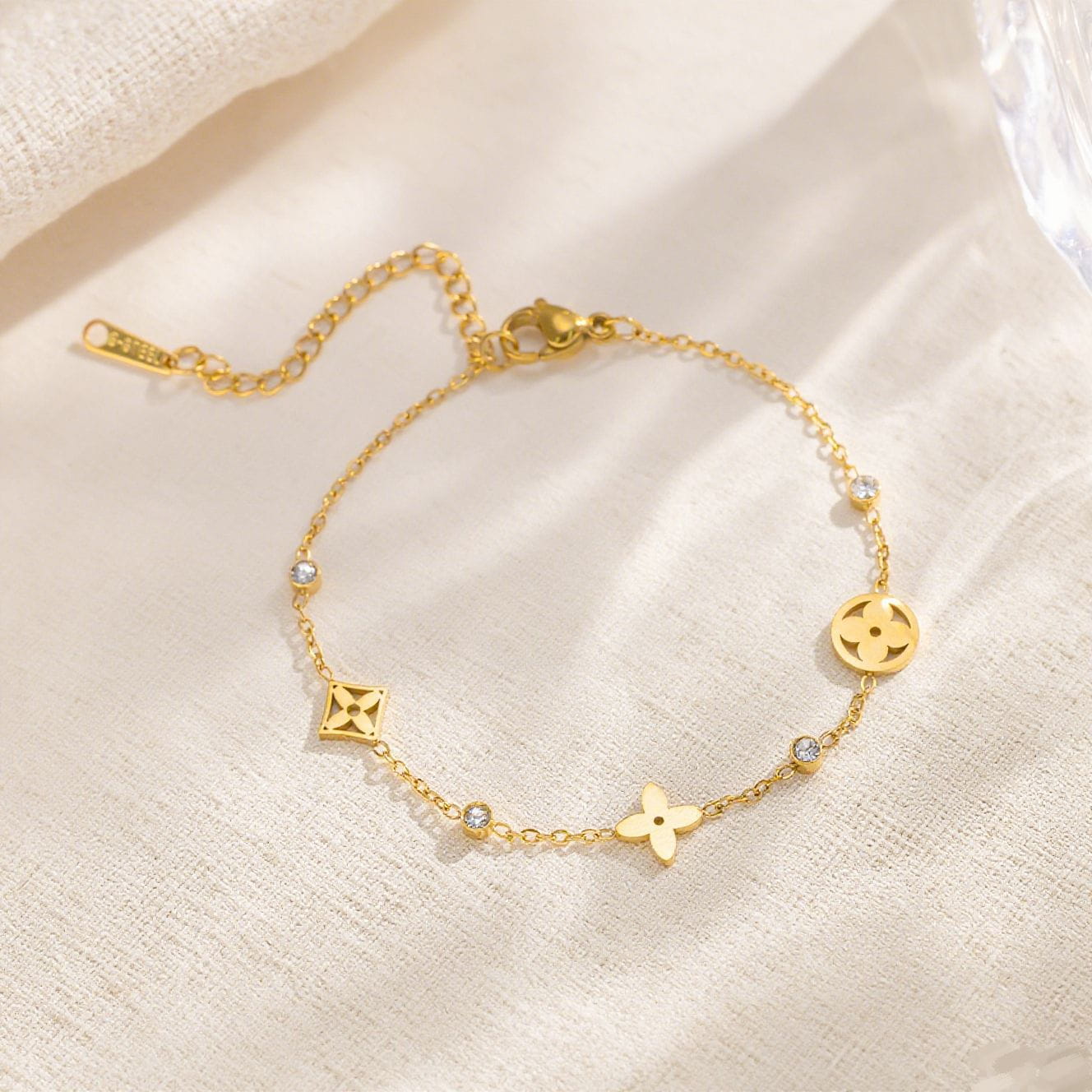 LxV 2 Bracelet Giftaecologist