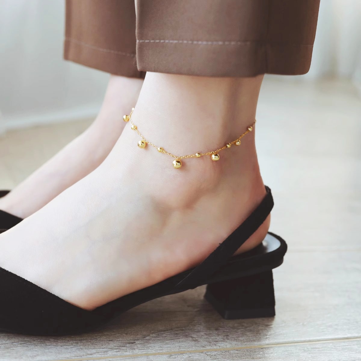 Ball 6 Anklet Giftaecologist