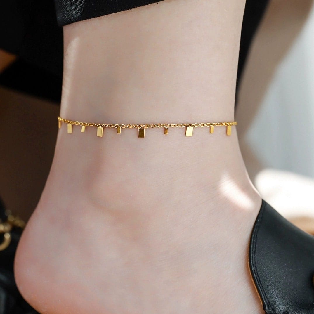 Square Anklet Giftaecologist
