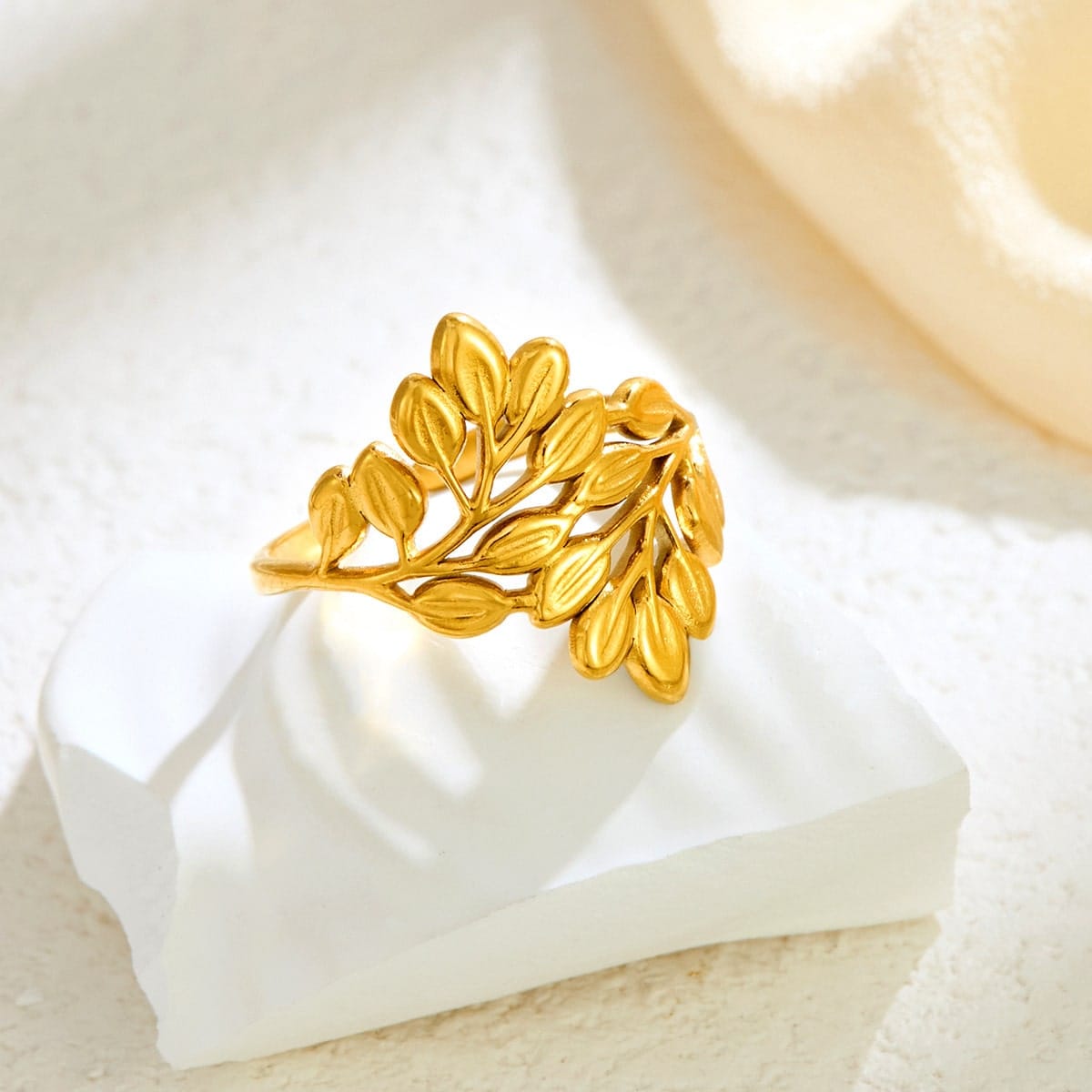 Flower 4 Ring Giftaecologist