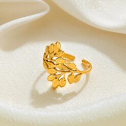 Alternative view of Flower 4 Ring Giftaecologist