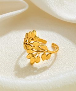 Alternative view of Flower 4 Ring Giftaecologist