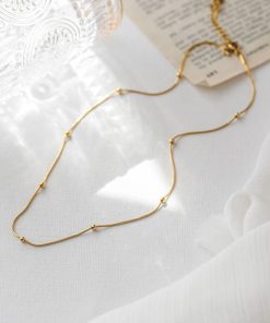 Ball 6 Necklace Giftaecologist