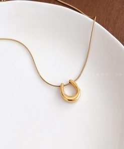 U Necklace Giftaecologist