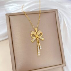 Surprise 3 Necklace Giftaecologist