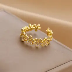 Alternative view of Flower Infinity Ring Giftaecologist