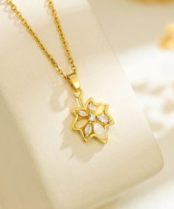 Leaf 8 Necklace Giftaecologist
