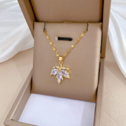 Leaf 7 Necklace Giftaecologist