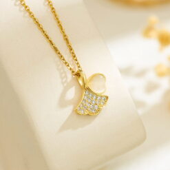 Leaf 10 Necklace