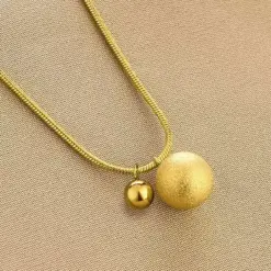 CoupleBall Necklace Giftaecologist