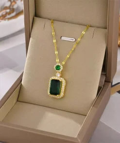 Panna Necklace Giftaecologist