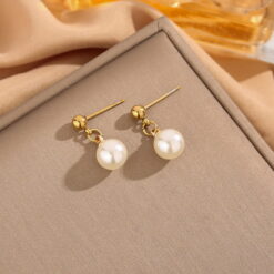 Pearl 3 Earrings